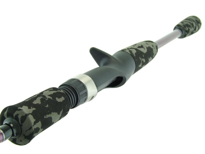 SARATOGA Graphite CMT24 Baitcast CAMO 6'0 2-4kg 2pc Baitcaster Barra Fishing Rod 2